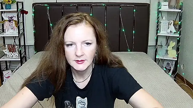 MeganPirs live cam on StripChat