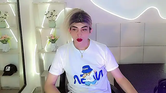 Daniela_Pink_