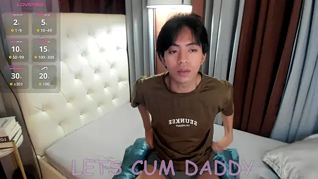 davincihugecock live cam on StripChat
