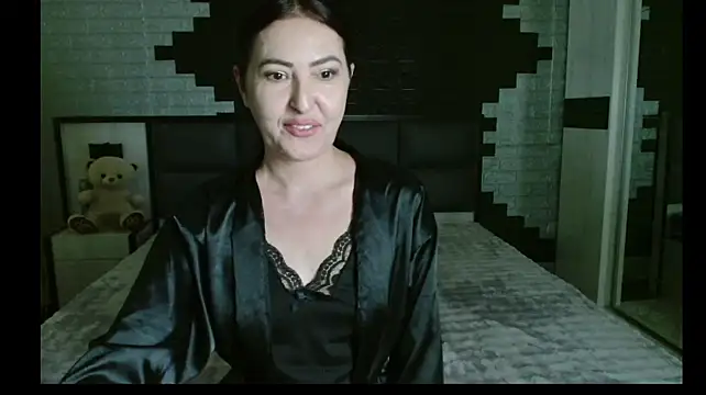 Ada_Vera live now