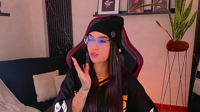 EmmyEvans1 webcam