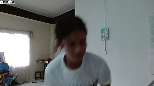 AlinaWoolf_ live sex cam