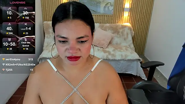 Cloe_35 live cam on StripChat