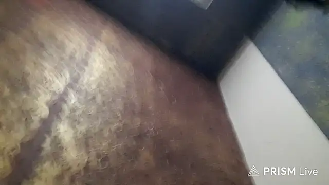 vibe_affairs (M twink) - Topless