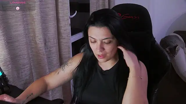 LuciaLoca webcam