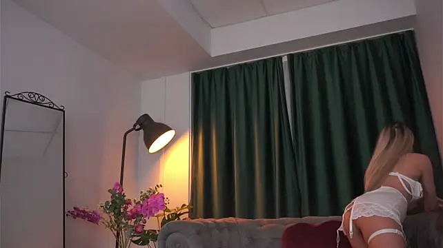 Midnight_Seduction webcam
