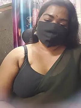 Liyaa_24 webcam