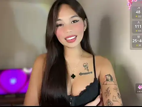 _petitegirlx69_ webcam