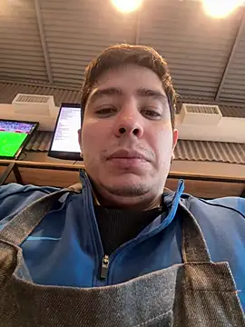9999Alez webcam
