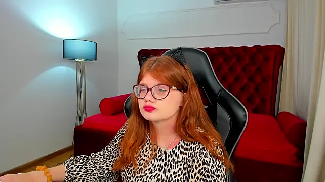 ChloeHalses webcam