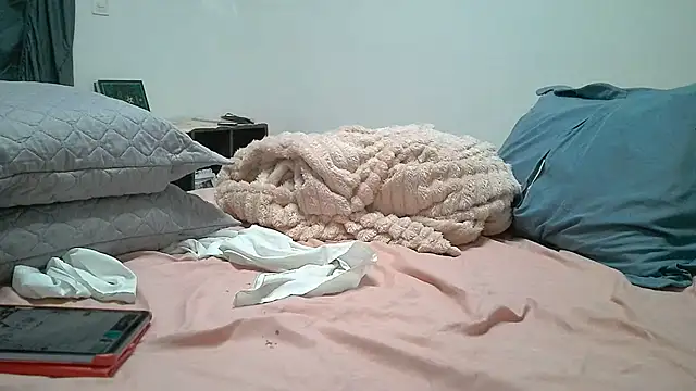 cleopriv00 webcam