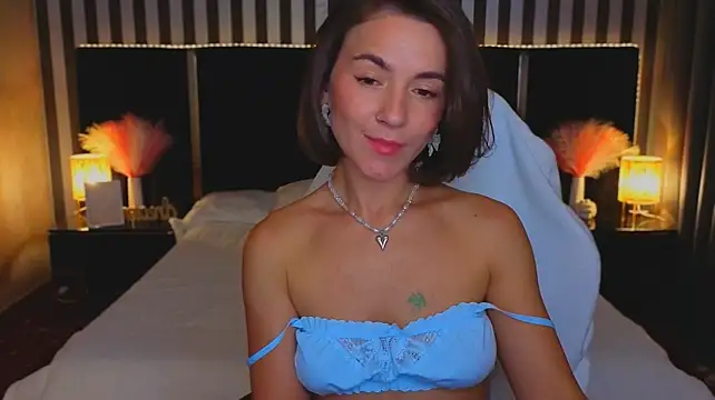 GracefulMichelle webcam