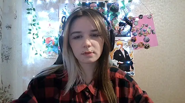 MilaTyan webcam