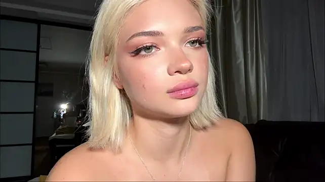 StacyChocopay webcam