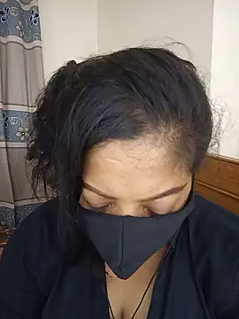 Cute_Ishita103 live cam on StripChat