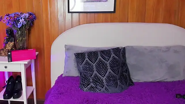 Lucy_art webcam