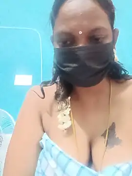 KadhalArasi webcam