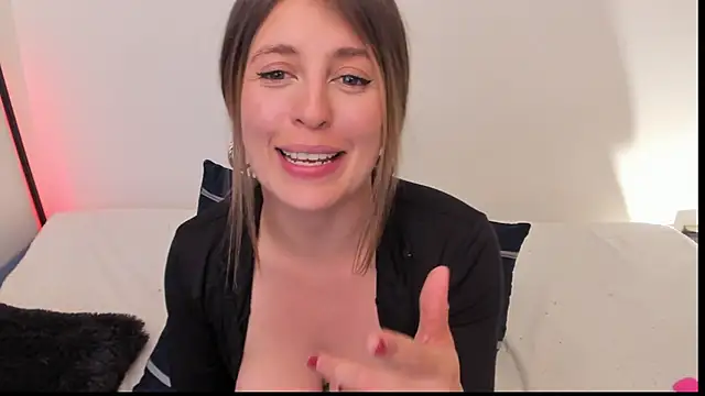 luciana_model01 webcam