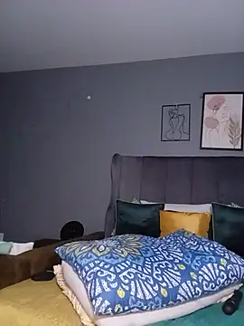 RealMsPEARLsEXY69 webcam