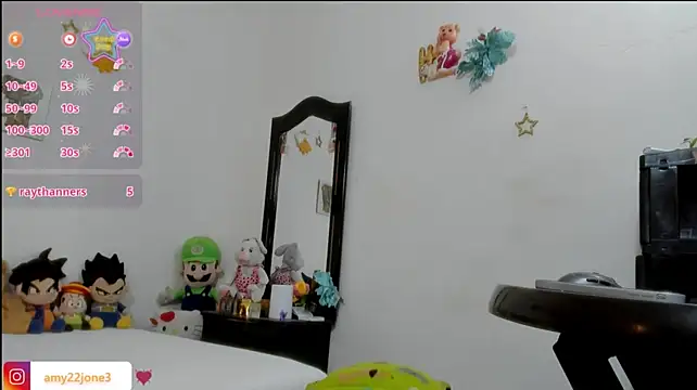 Amy_jones77 webcam
