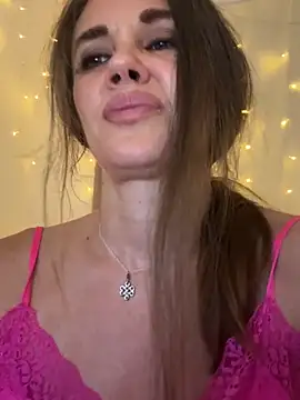 LucieMack webcam