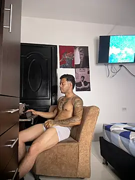 Enzomoretti__ webcam