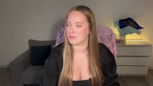 EvaMaddison webcam