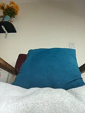 LilaRvsh webcam