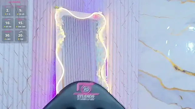 ANGELIC_TAY webcam
