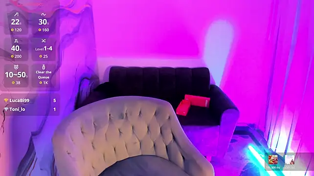 SelenaRogerss webcam