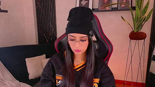 EmmyEvans1 webcam