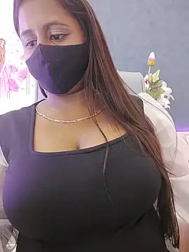 LoveLy-Soneya webcam