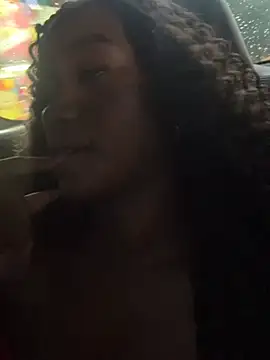 TylaWest webcam