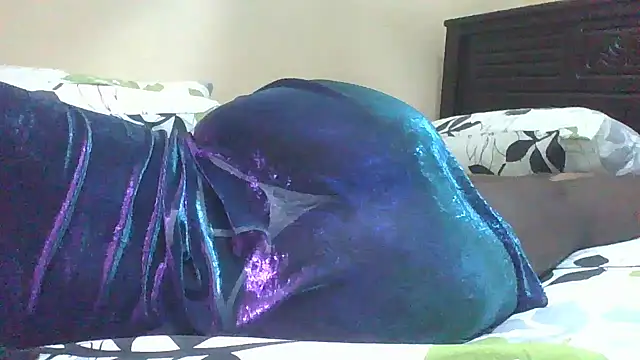 Huge_Bootybae webcam