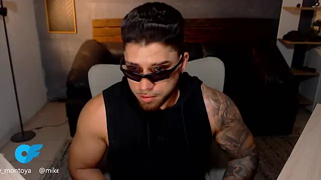Mike_montoya01 webcam