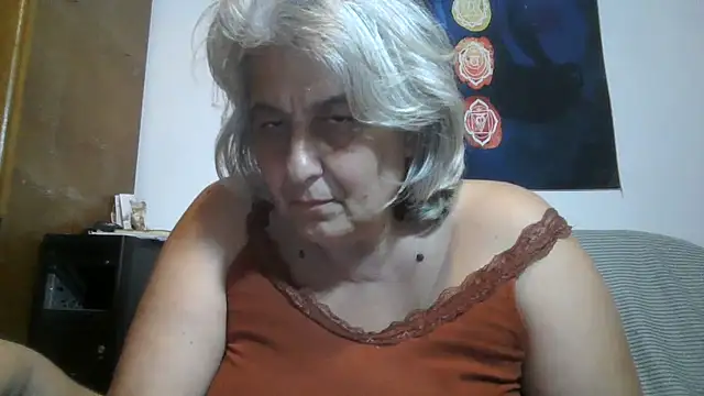 ExquisiteMature webcam