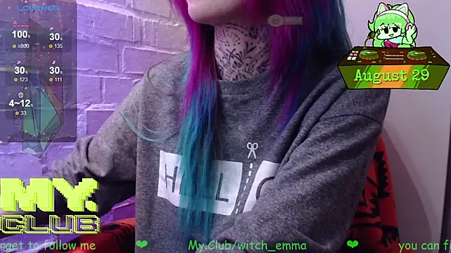 Witch_Emma webcam