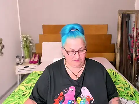 Sugarmommy_69X webcam