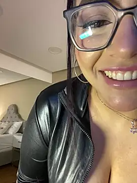 AlmaraRouge webcam