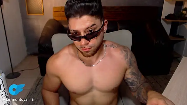 Mike_montoya01 webcam