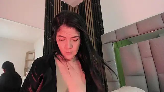 amaia_santini 🕹 live nude webcam