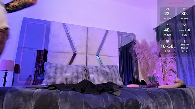 MeganFoxxi_ webcam