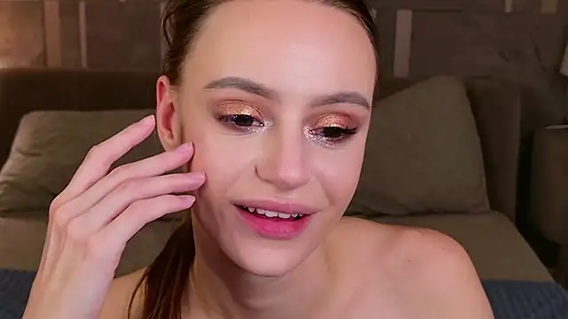 RebeccaMartons webcam