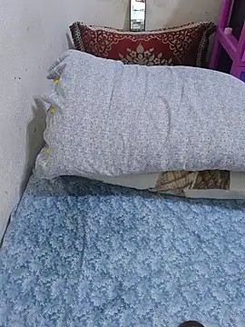 Linda-53 webcam