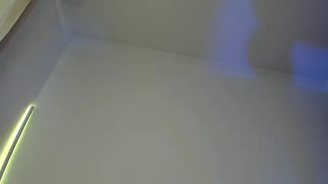 canelleGarces webcam