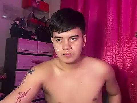 YourCutieBoy_Bigcum14 webcam