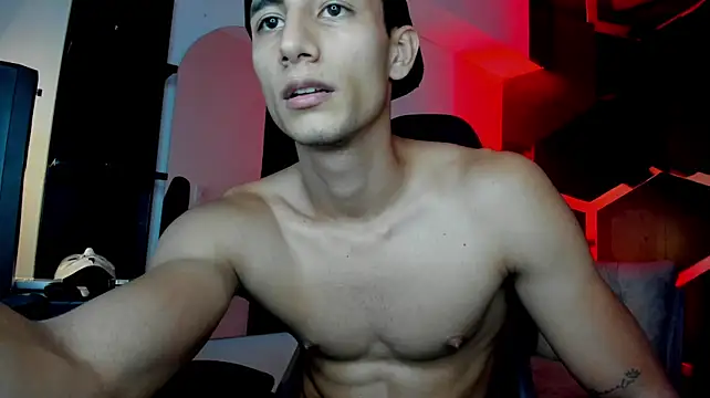 MaxiimoRomano_ webcam