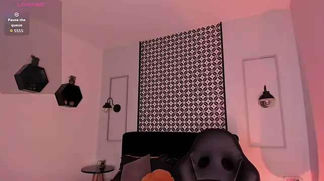 megann_blaze webcam