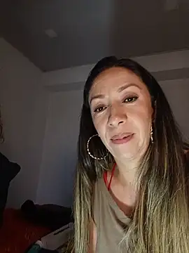 Laly_dolcee webcam