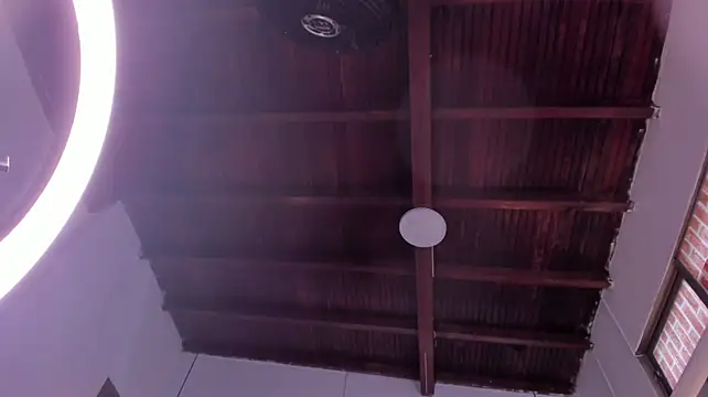 Little-Cherry- live webcam